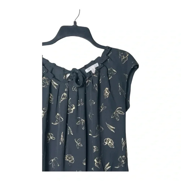 1452. LAUREN CONRAD SHORT CAP SLEEVE BLOUSE GRAY/METALLIC GOLD COLORS‎ FLORAL - Picture 2 of 9